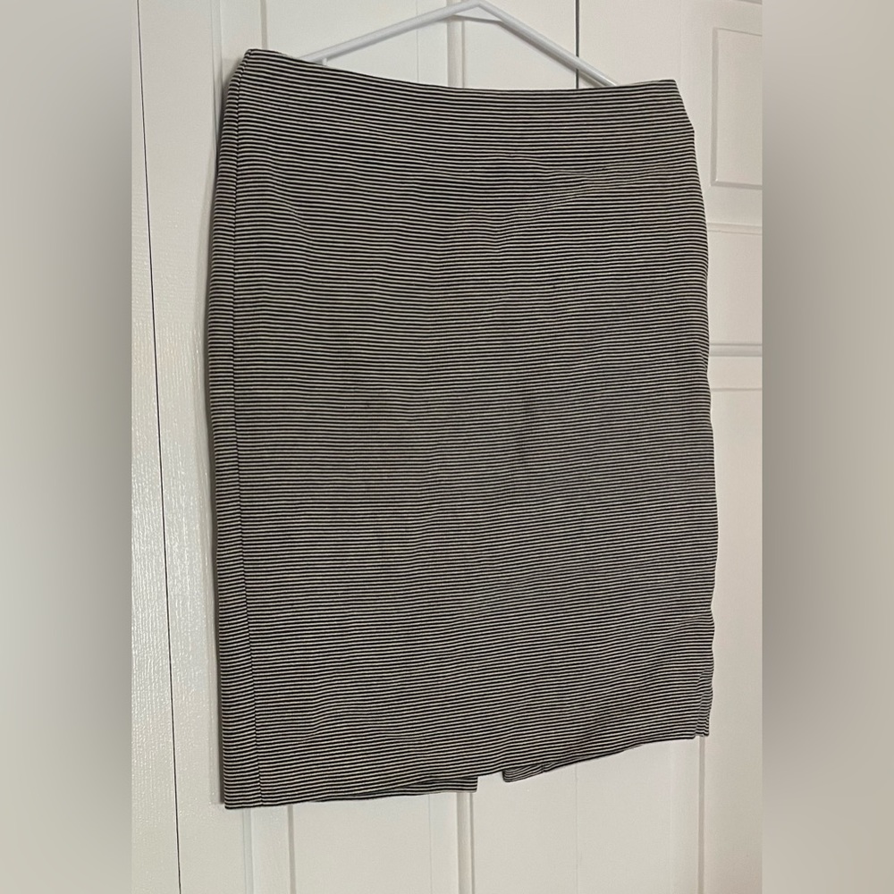 Talbots Striped Pencil Skirt- Blue Gray- Knee Length Slit Textured Cotton- Sz 6